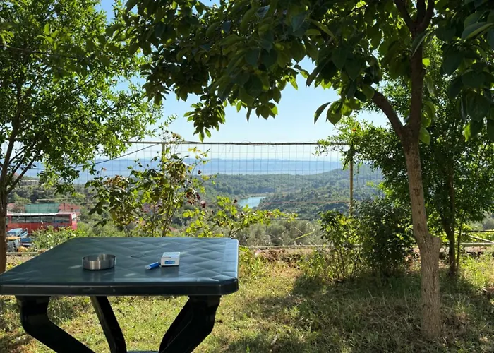 Meti Casa de hóspedes Krujë